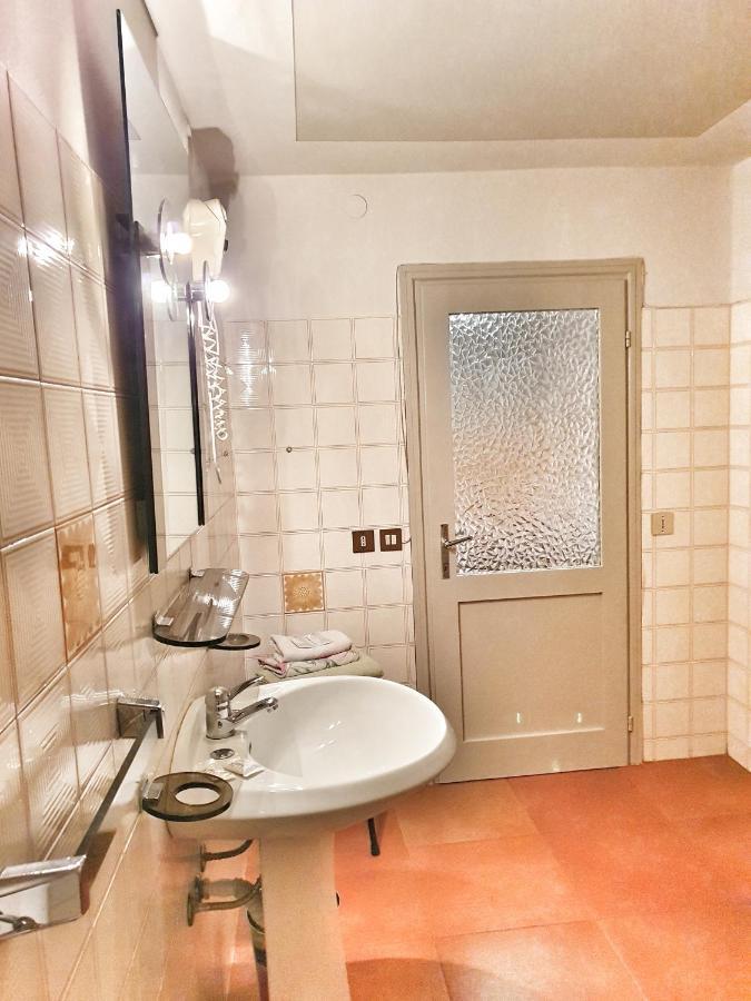 B&B Il Pettirosso Malonno Extérieur photo